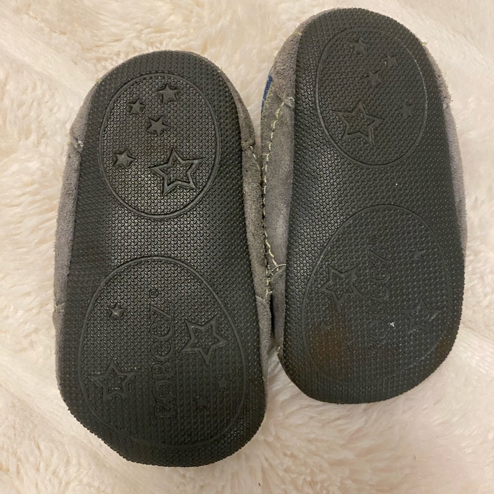 Robeez first kicks - Picture 2 of 2